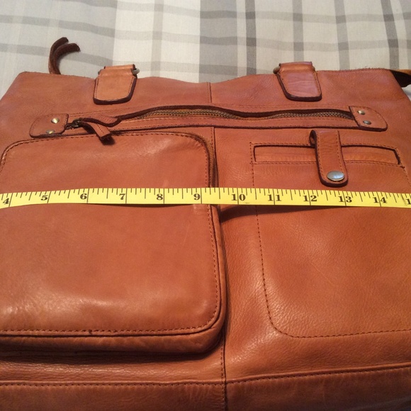 Handbag - Picture 2 of 11